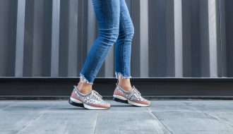 Sneakers de luxe pour femme : les meilleurs modèles de 2024