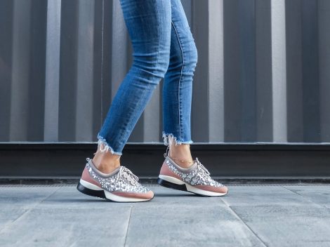 Sneakers de luxe pour femme : les meilleurs modèles de 2024